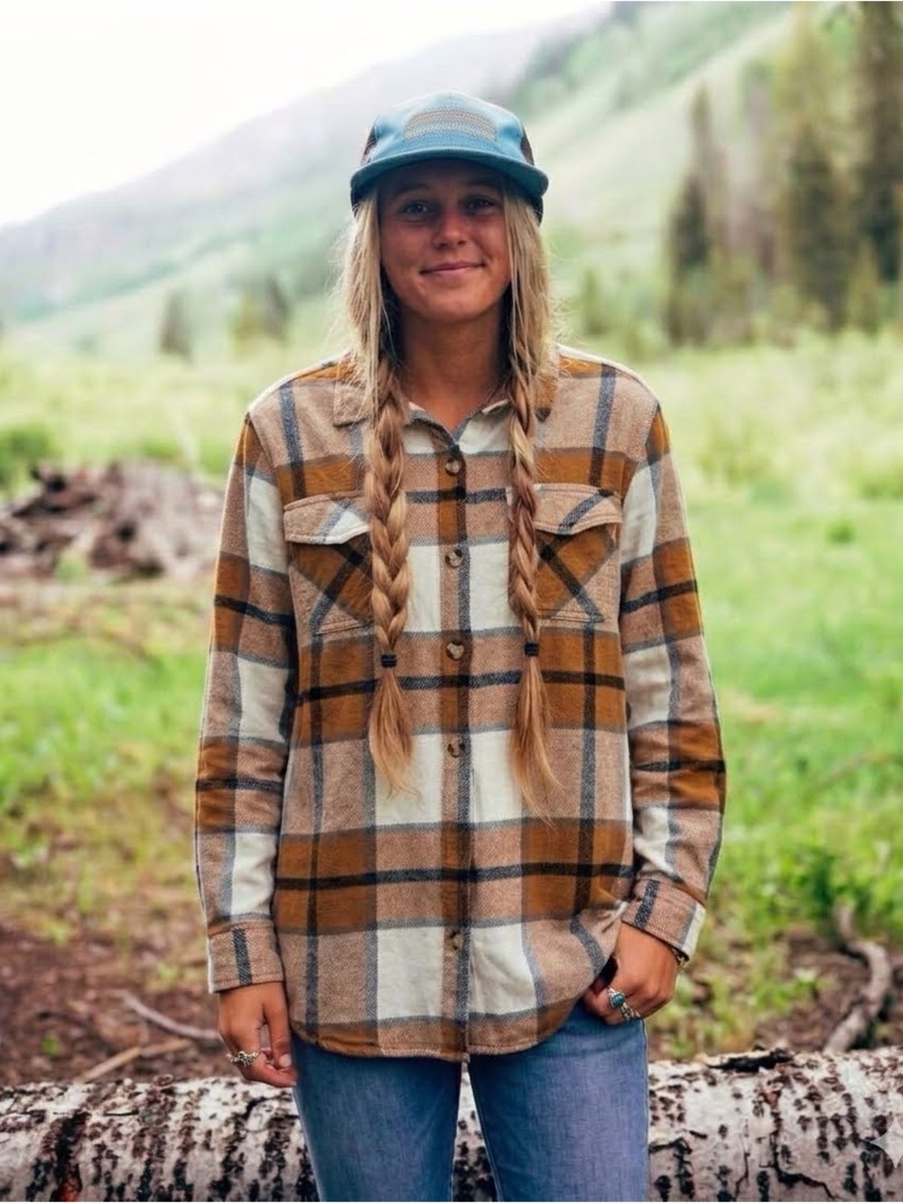 beachlunchlounge Plaid Button-Down Shirt Jacket in Rust and Cream